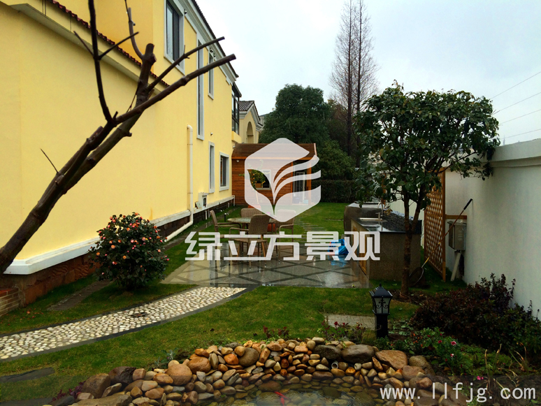 别墅庭院设计效果图,花园设计效果图,庭院绿化,花园景观设计,苏州花园设计,花园木作,山茶树,小木屋自然式水池,小木桥,花园灯具,花坛,洗手池,囊坑,小木桥,小桥,红枫树 别墅庭院设计效果图,花园设计效果图,庭院绿化,花园景观设计,苏州花园设计,花园木作,山茶树,小木屋自然式水池,小木桥,花园灯具,花坛,洗手池,囊坑,小木桥,小桥,红枫树