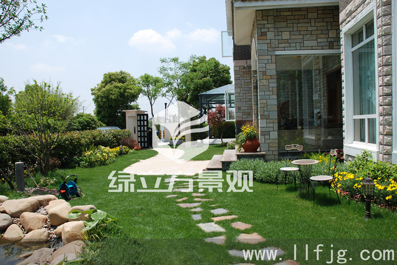 别墅庭院 别墅庭院