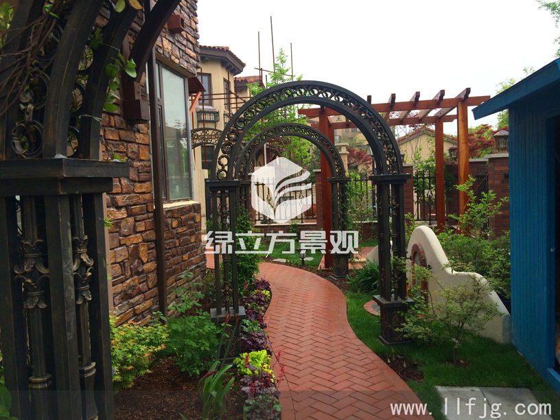 别墅庭院 别墅庭院