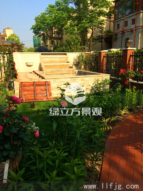 别墅庭院 别墅庭院