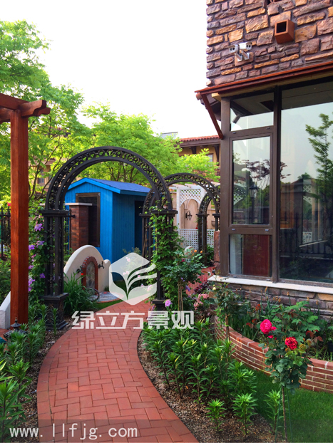 别墅庭院 别墅庭院