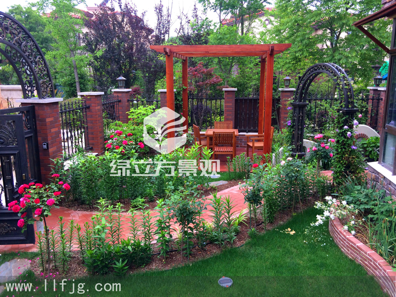 别墅庭院 别墅庭院